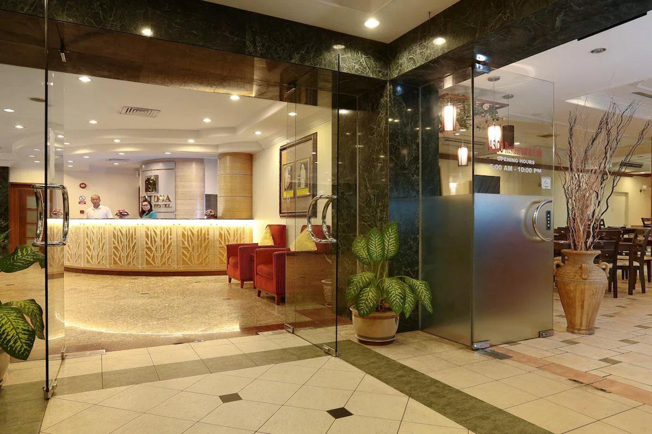 Hotel Santosa Malang Bagian luar foto