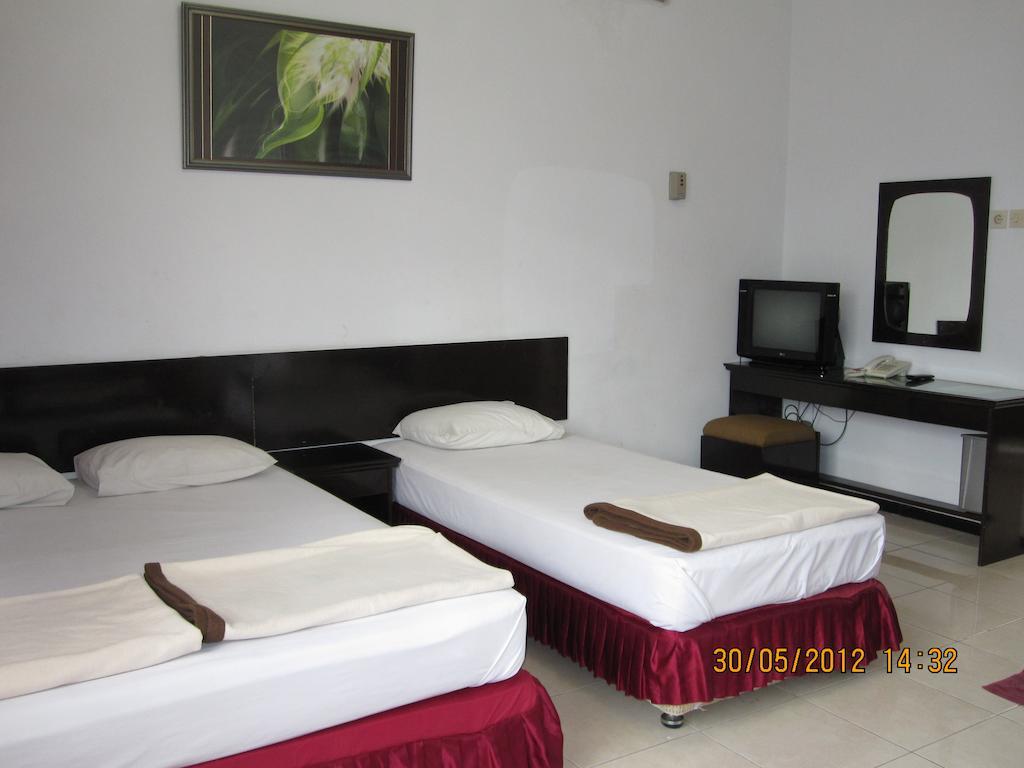 Hotel Santosa Malang Ruang foto