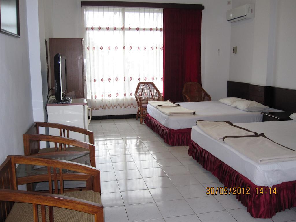 Hotel Santosa Malang Ruang foto
